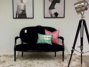 Black Beauty gustaviansk soffa